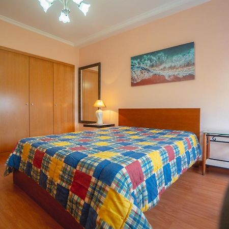 Large Modern Ponta Delgada Apartment المظهر الخارجي الصورة