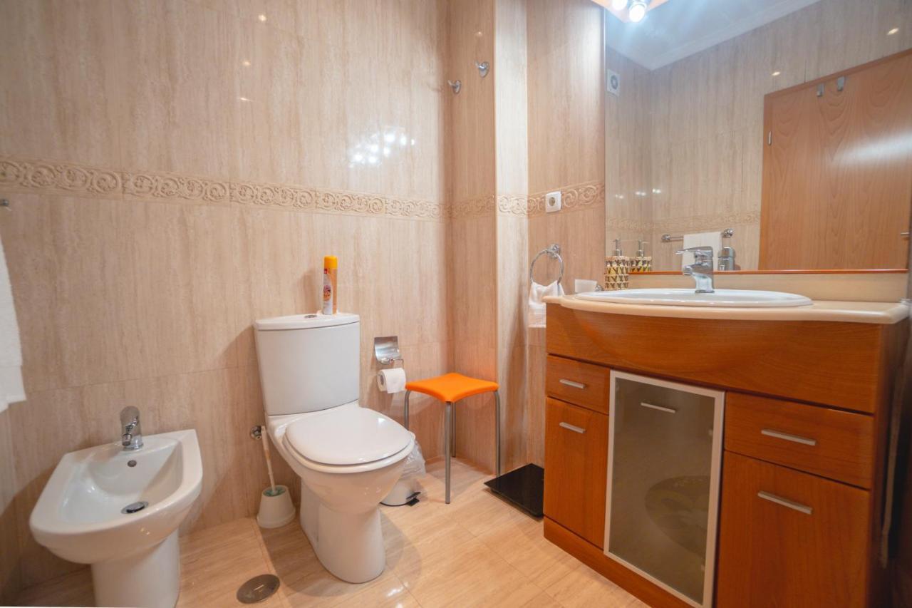 Large Modern Ponta Delgada Apartment المظهر الخارجي الصورة