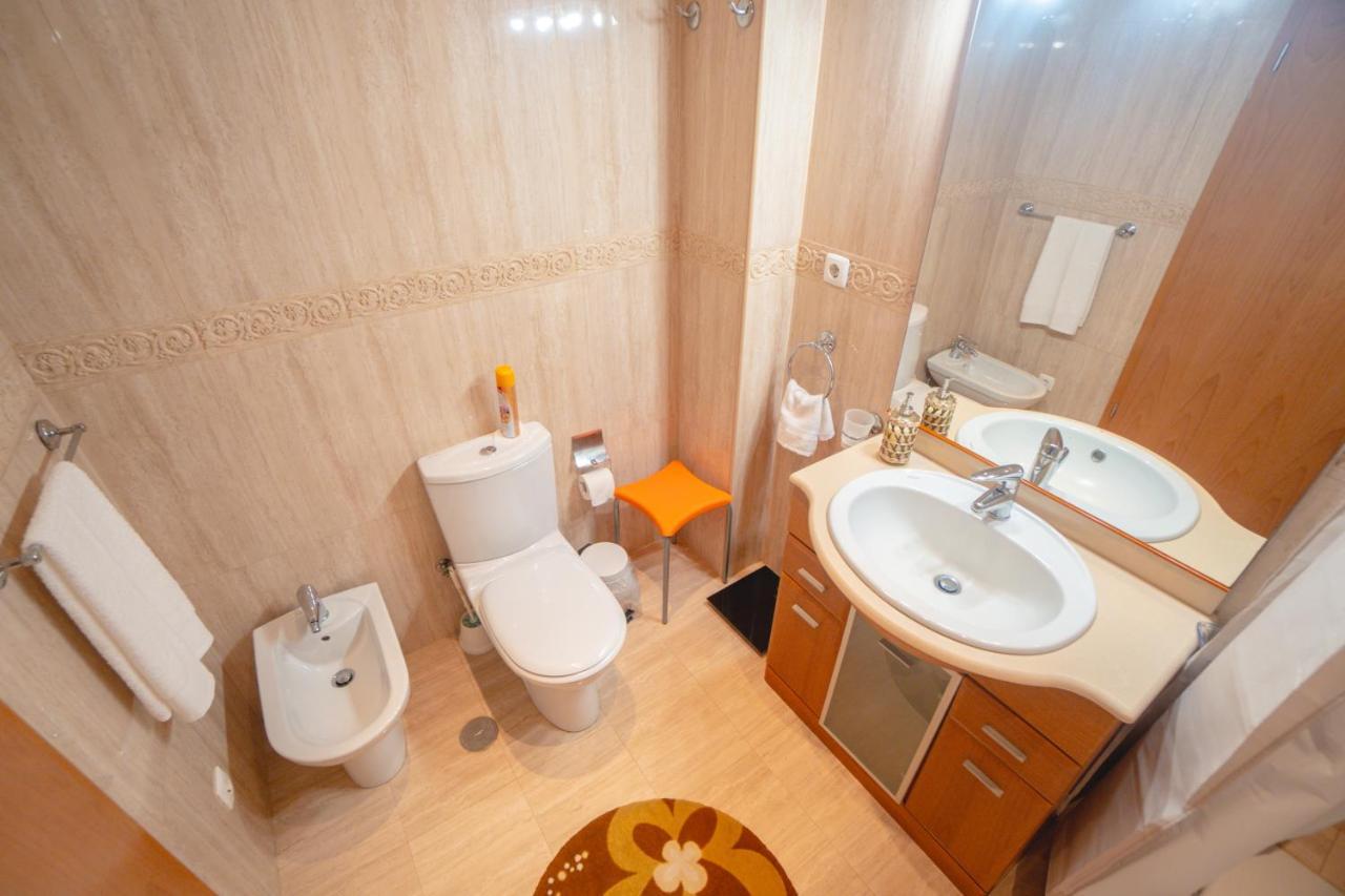 Large Modern Ponta Delgada Apartment المظهر الخارجي الصورة